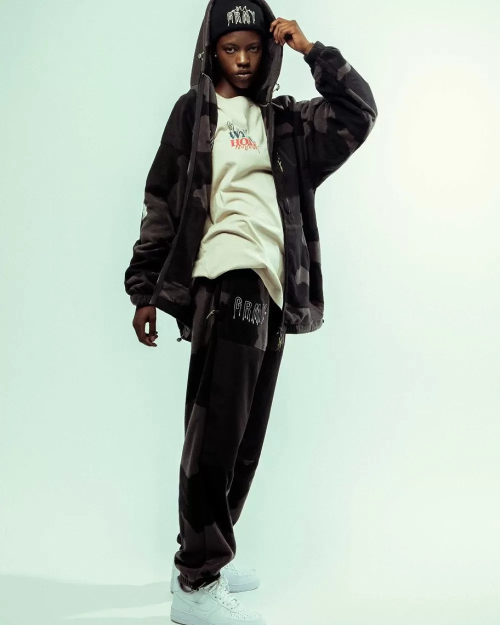 Grimey Back At You All Over Print Polar Fleece Track Pants - Black Store