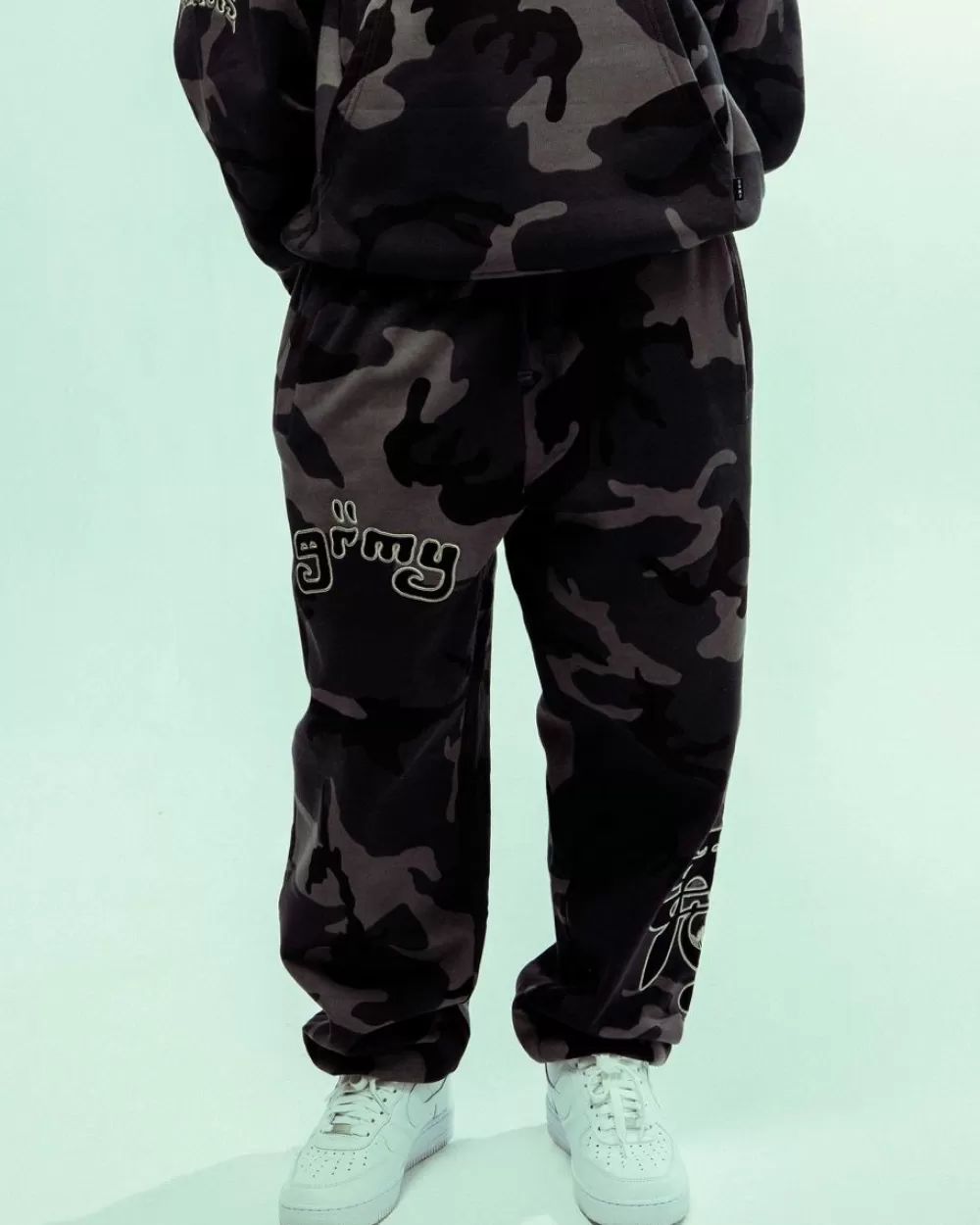 Grimey Panalon Chandal All Over Print Tusker Temple - Black | Fw23 Store